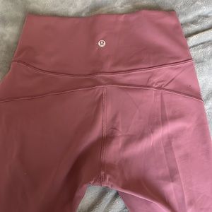 Lululemon In Movement Tight 25" *Everlux